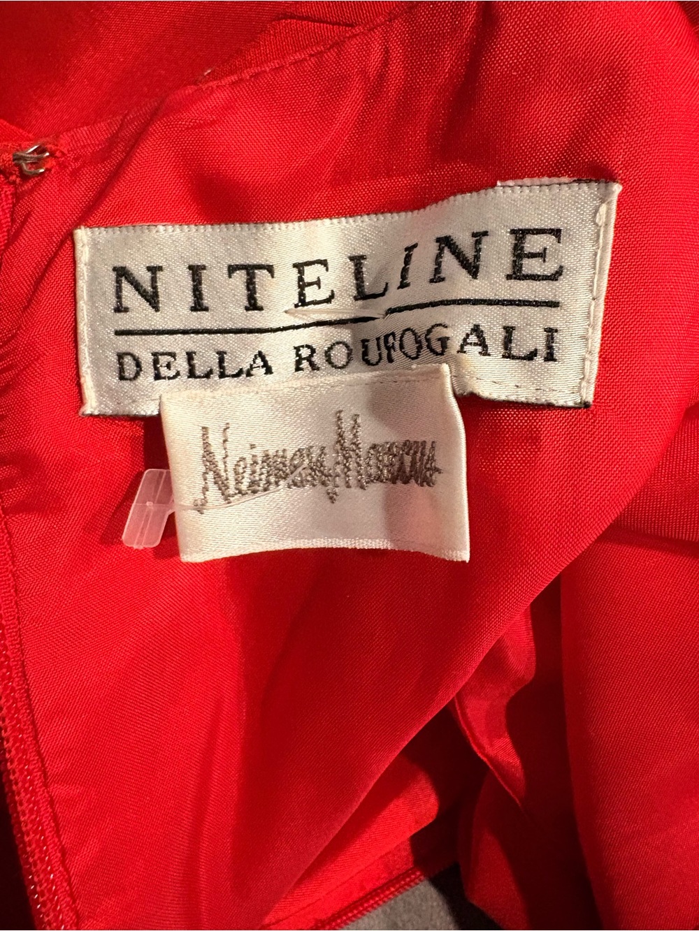 Niteline Della Roufogali Red Rhinestone Cutout
Gown Sz 4 Old Hollywood Slit Glam - Picture 11 of 11